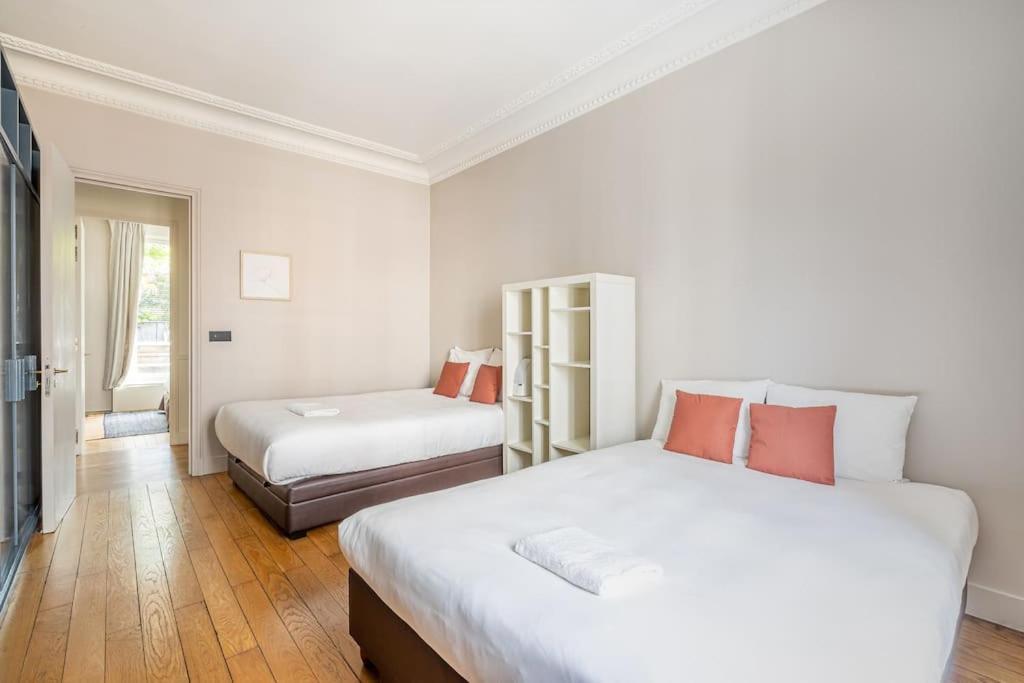Appartement Particulier Dans Le 17eme Arondissement *